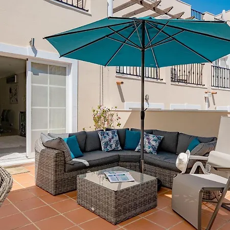 Luxury Townhouse In Gated Resort, Palmyra Sol